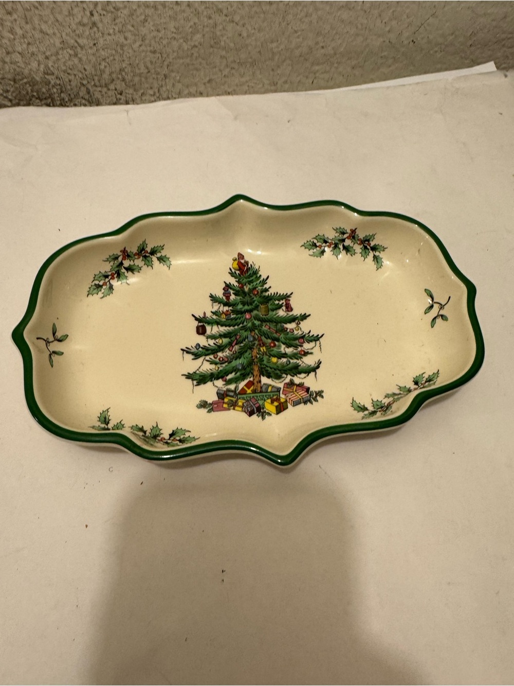 Spode Cream Christmas Tree candy dish  with Green Trim A2